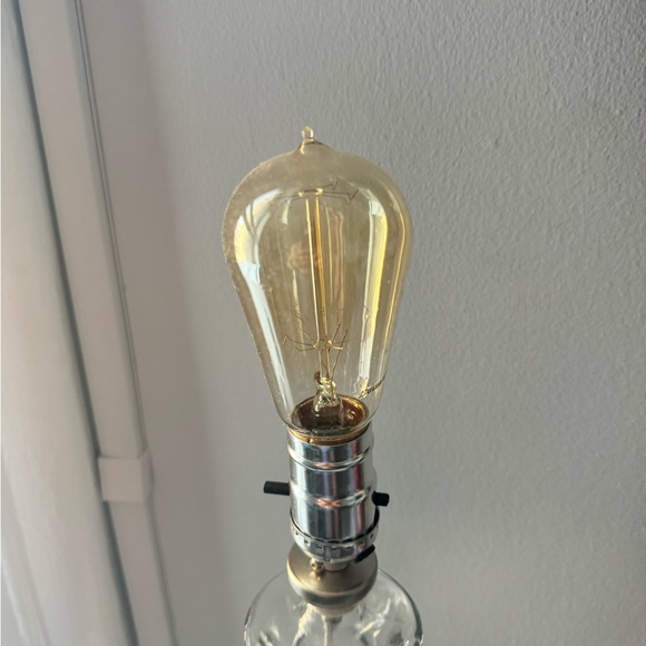 Class Azul Blanco Tequila Bottle Lamp - Edison Bulb. Silver hardware. Handmade. - Picture 2 of 3
